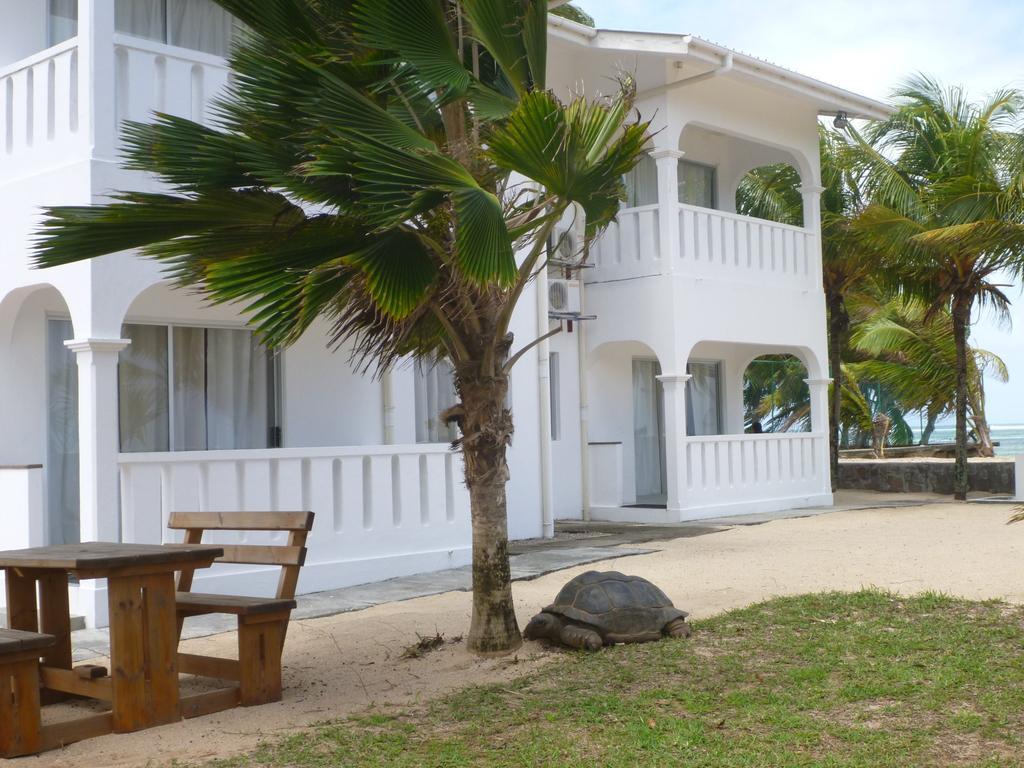 Jamelah Beach Guest House Anse aux Pins Esterno foto